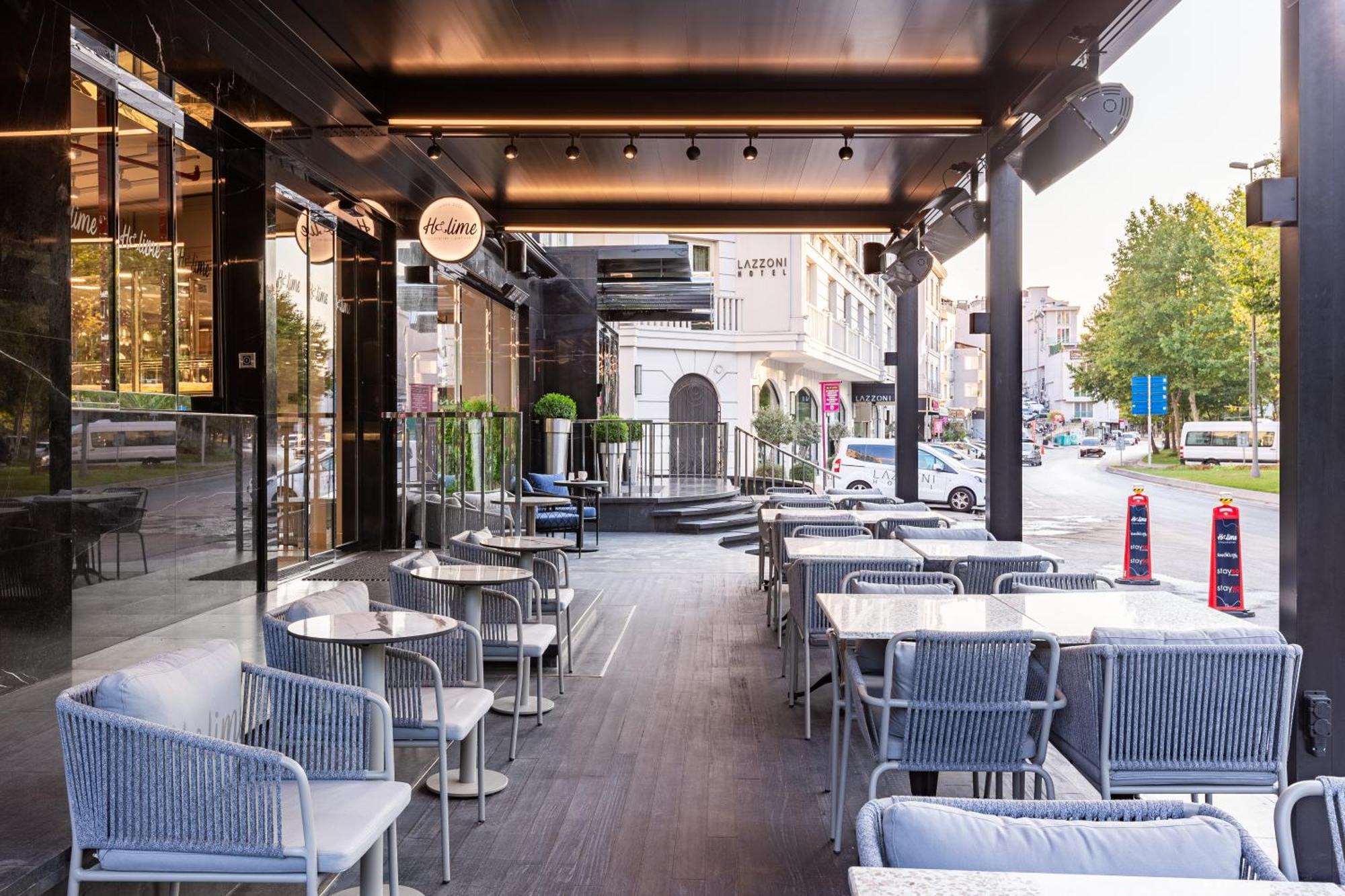 Stayso The House Hotel イスタンブール エクステリア 写真 The exterior of a typical café in Athens